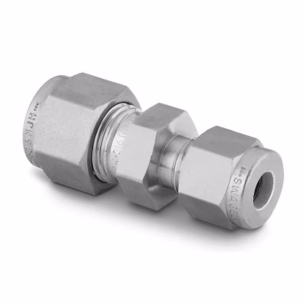 Swagelok SS-200-6-1 Stainless Steel Swagelok Tube Fitting, Reducing Union, 1/8 in. x 1/16 in. Tube OD