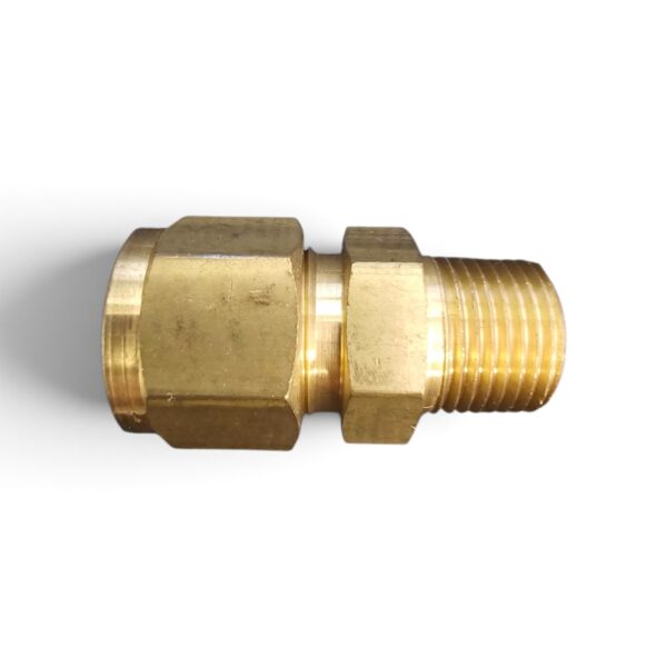 DCT-8-6-B BI-Lok DCT Male NPT Connector, 1/2" tube OD, 3/8"  NPT
